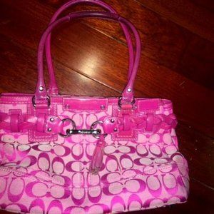 Coach pink signature C tote